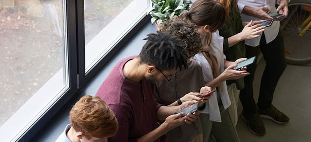 7-threads-for-b2b-marketing-is-it-still-worth-developing-a-strategy