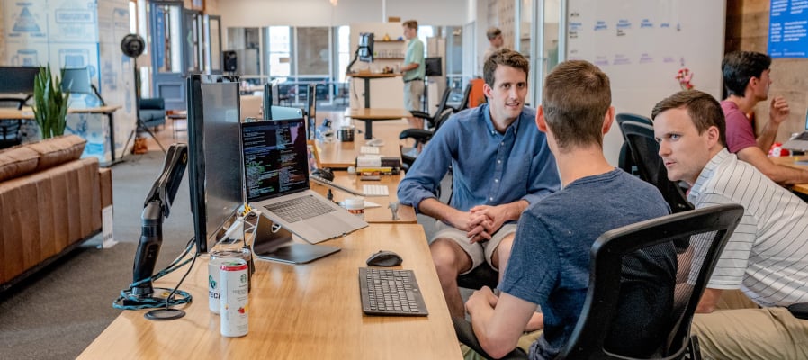 hubspot-aligns-teams