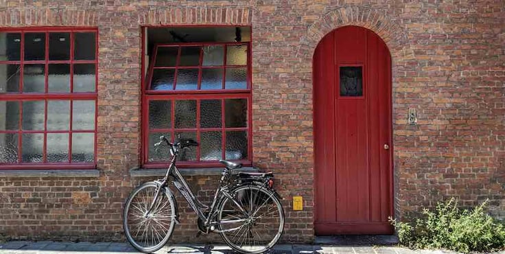 red door
